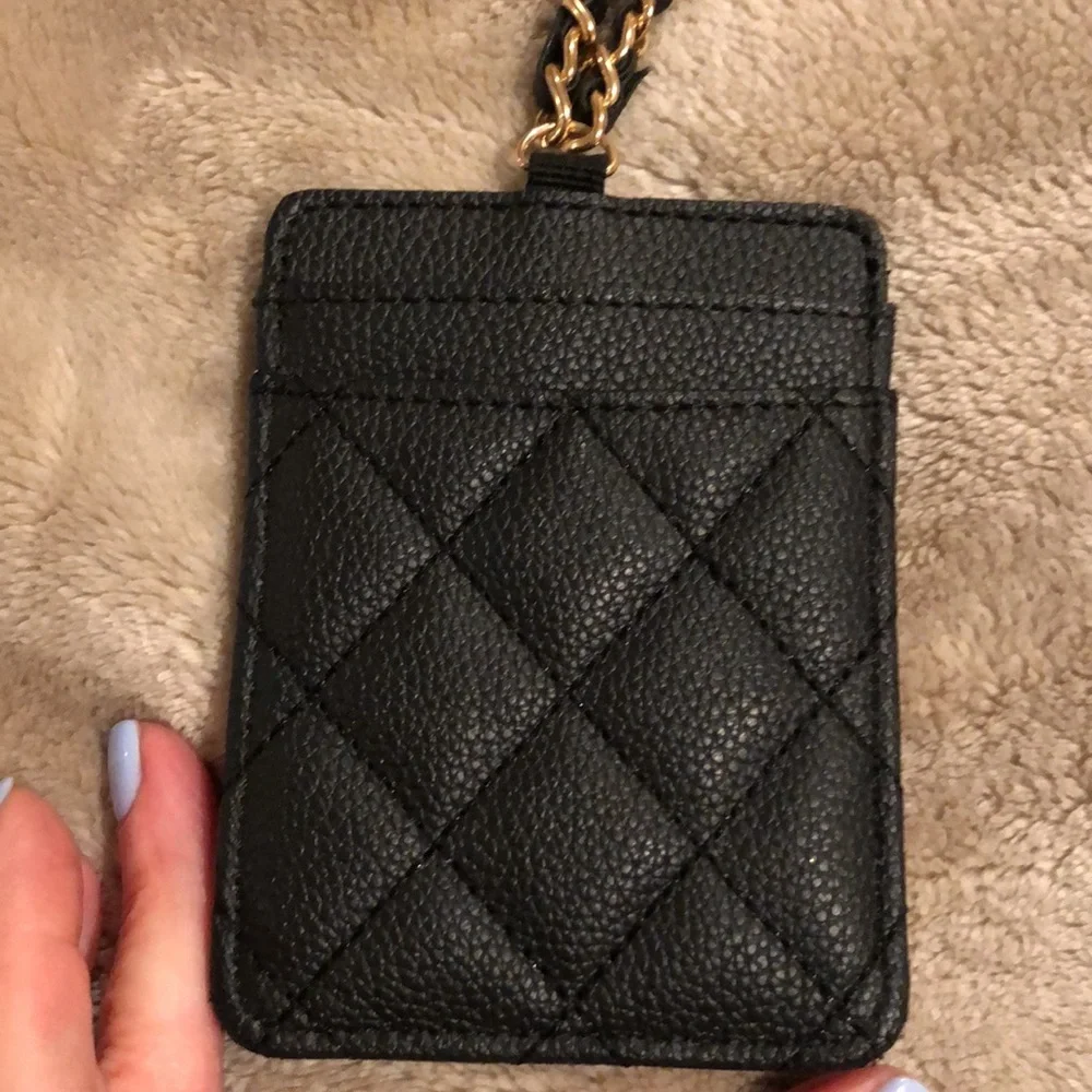 Black Quilted Card Holder - Picture 6 of 8